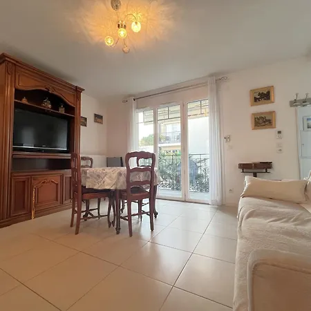 Apartman 2 Chambres, Balcon, Parking A - Fr-1-474-273 *